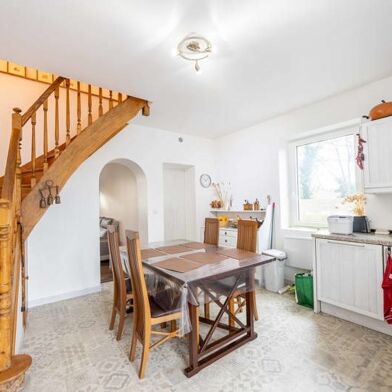 Appartement 3 pièces 272896 €