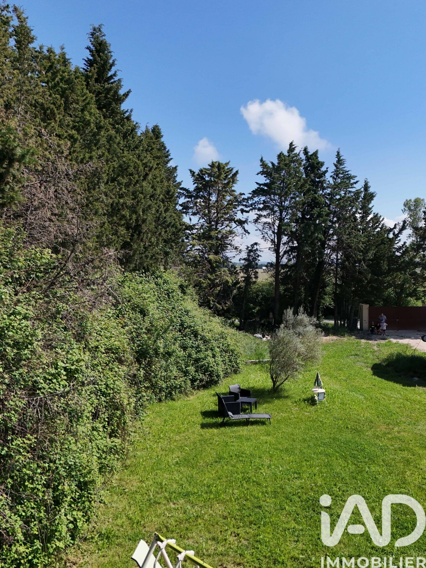 Rochefort-Du-Gard - 550m²