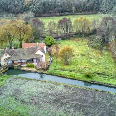 Maison 6 pièces 251904 €