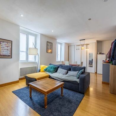 Appartement 3 pièces 276000 €