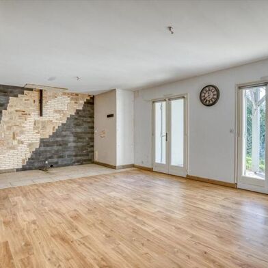 Maison 9 pièces 184939 €