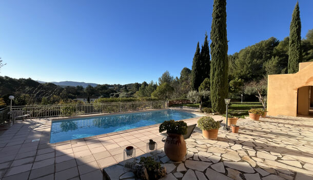 Villa / Maison 7 pièces  à louer Roquevaire 13360