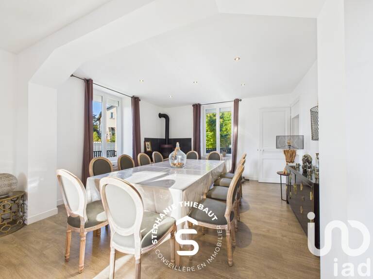 Vente Maison/villa 9 pièces — photo 1