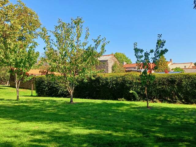 Vente Terrain à bâtir 556 m&sup2; — photo du bien