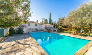 Maison 8 Pièces 198 m² à vendre à Éguilles (13510)