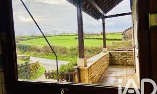 Maison 9 Pièces 170 m² à vendre à La Vineuse sur Fregande (71250)