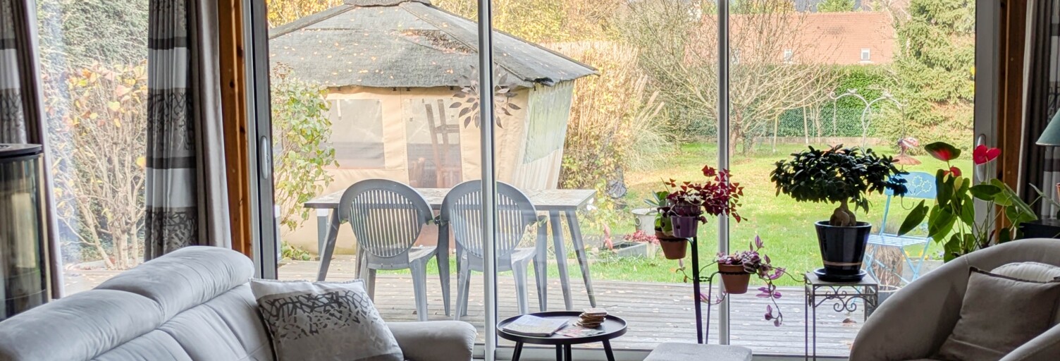 Maison 8 Pièces 197 m² à vendre à Saint-Thibault-des-Vignes (77400)