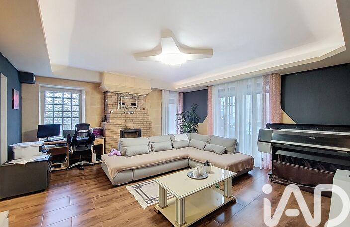 Vente Maison/villa 8 pièces — photo 2
