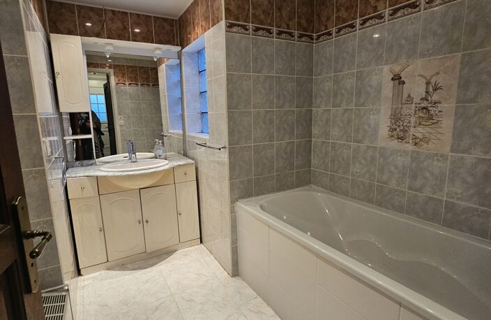 Vente Maison/villa 5 pièces — photo 3