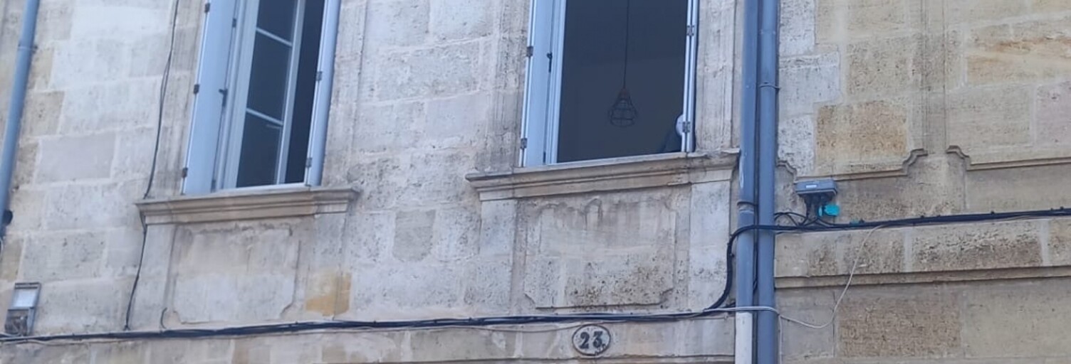 Immeuble  82 m² à vendre à Bordeaux (33000)