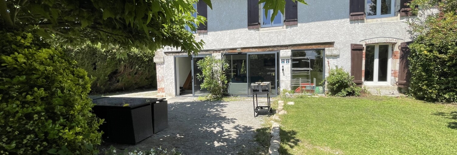 Maison 10 Pièces 240 m² à vendre à Saubrigues (40230)