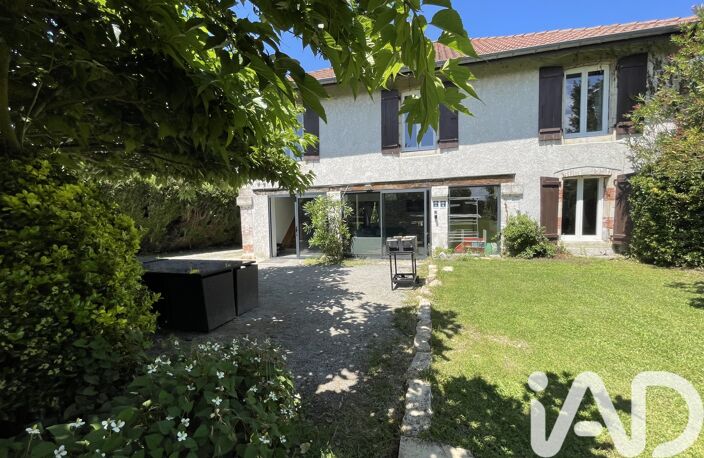 Vente Maison/villa 10 pièces — photo 3
