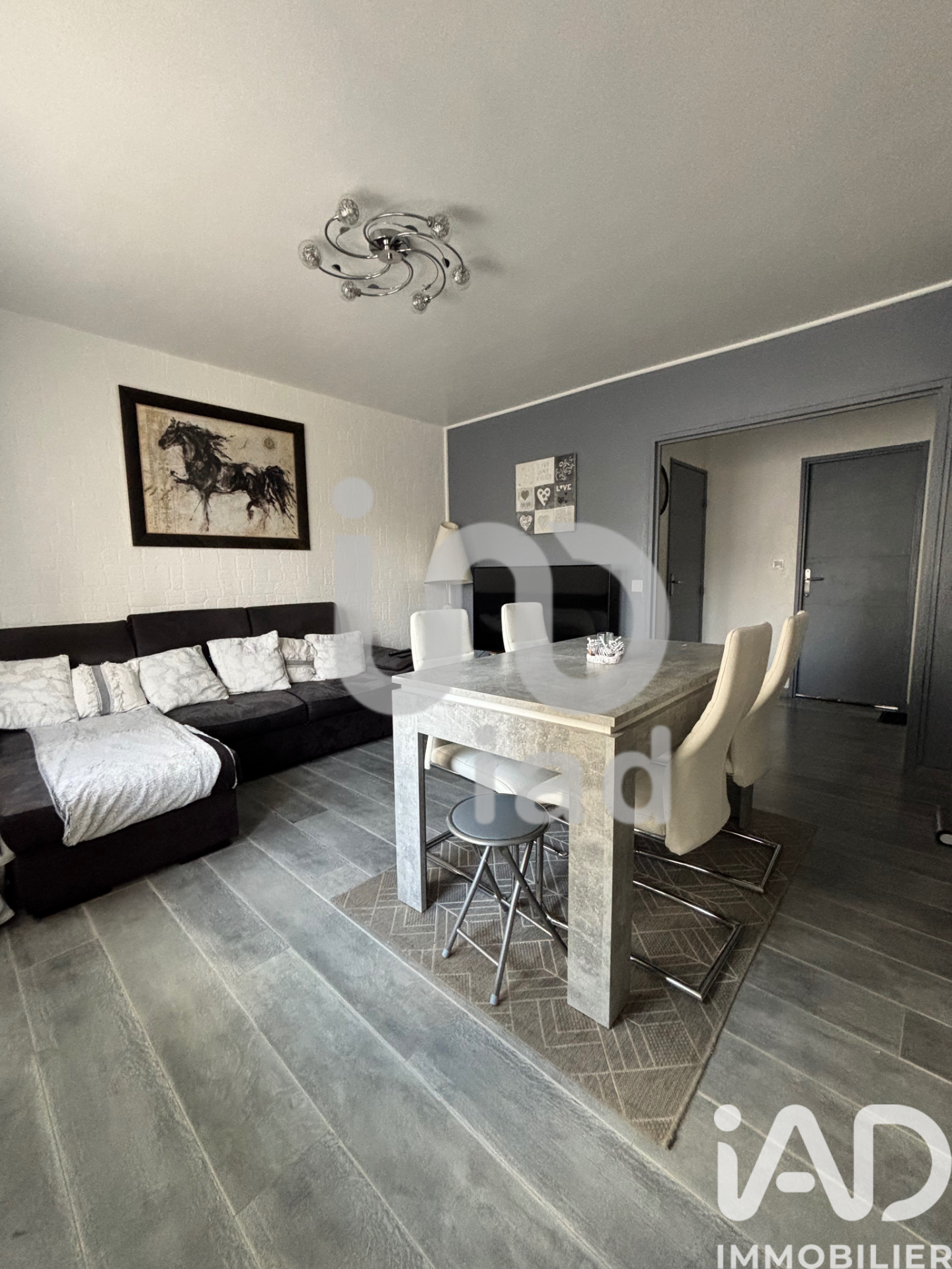 Vente Appartement 4 pièces - Photo 2