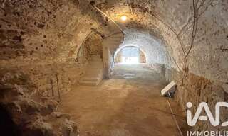 Garage  70 m² à vendre à Fréjus (83600)