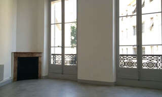 Appartement 2 Pièces 55 m² à louer à Marseille 6 (13006)