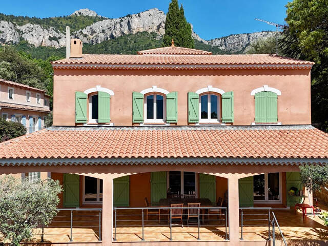Maison T6 Le Revest — photo du bien