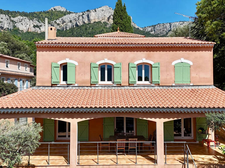 Maison T6 Le Revest — photo 1