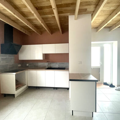 Maison 4 pièces 930 €