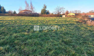 Terrain  690 m² à vendre à Bussy-Albieux (42260)
