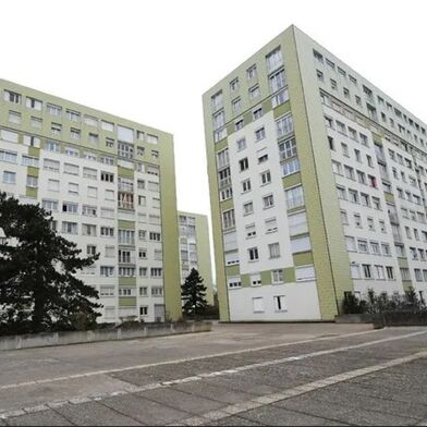 Appartement 4 pièces 108000 €