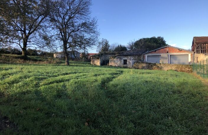 GRAND TERRAIN CONSTRUCTIBLE 1341 m2 NON VIABILISE 2ème LIGNE — photo 2