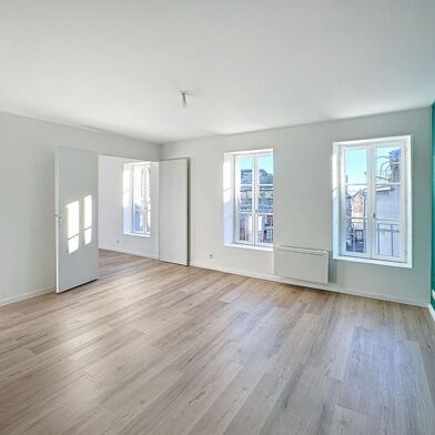 Appartement 3 pièces 530 €