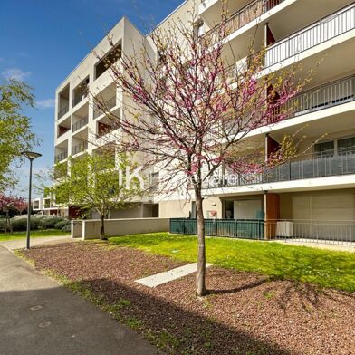 Appartement 3 pièces 830 €