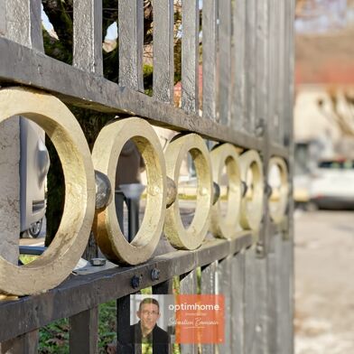 Appartement 4 pièces 187000 €