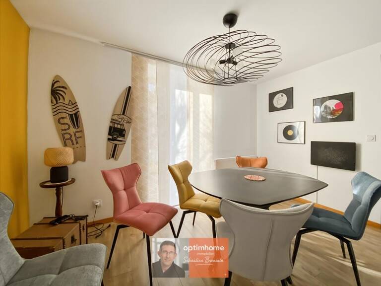 DOLE – Appartement duplex 85 m² – beaux volumes, parking et grande cave — photo 1
