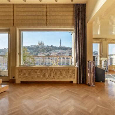 Appartement 7 pièces 1560000 €