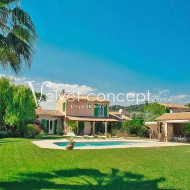 Maison 6 pièces 975000 €