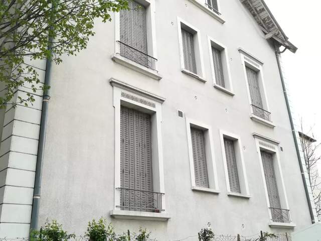 Studio VILLEURBANNE proximité La Doua — photo du bien