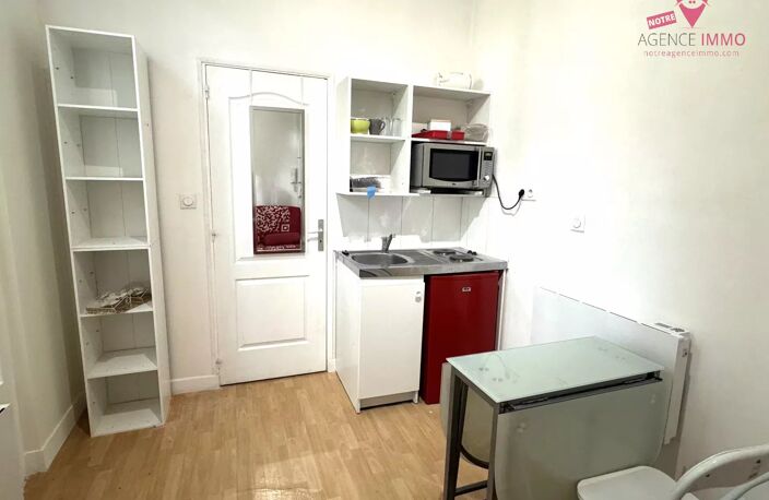 Studio VILLEURBANNE proximité La Doua — photo 3