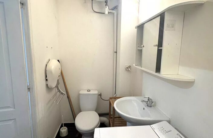 Studio VILLEURBANNE proximité La Doua — photo 5