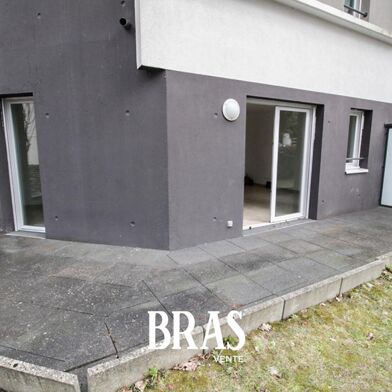 Appartement 2 pièces 160500 €