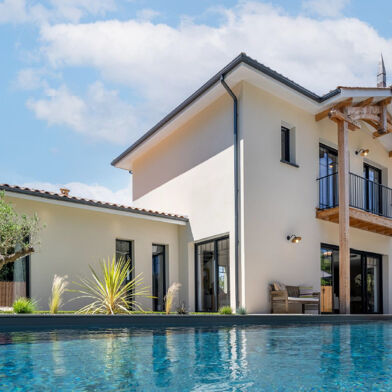 Maison 4 pièces 273000 €