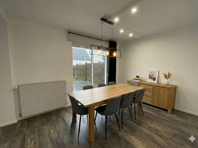 Maison À Louer — photo 1