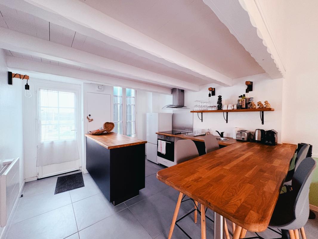 Villa / Maison  T3 à vendre Saint-Martin-de-Ré 17410