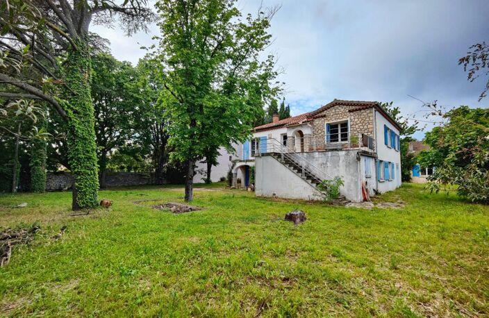 EXCLUSIVITÉ – Marguerittes, cœur de village – Fort potentiel d’investissement — photo 3