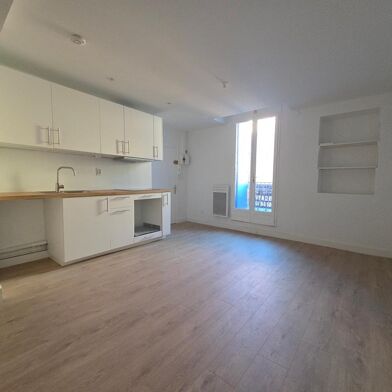 Appartement 1 pièces 495 €