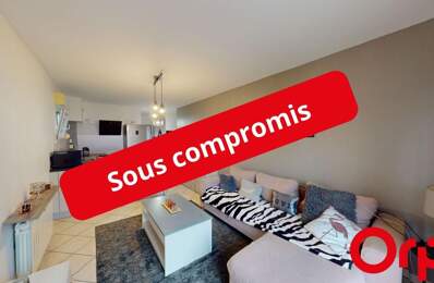 Appartement À Vendre — photo du bien