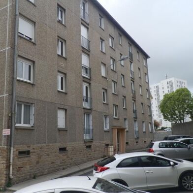 Appartement 3 pièces 590 €