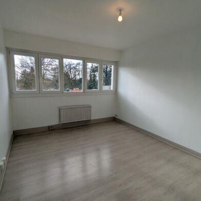Appartement 1 pièces 440 €