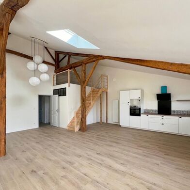 Maison 4 pièces 1319 €