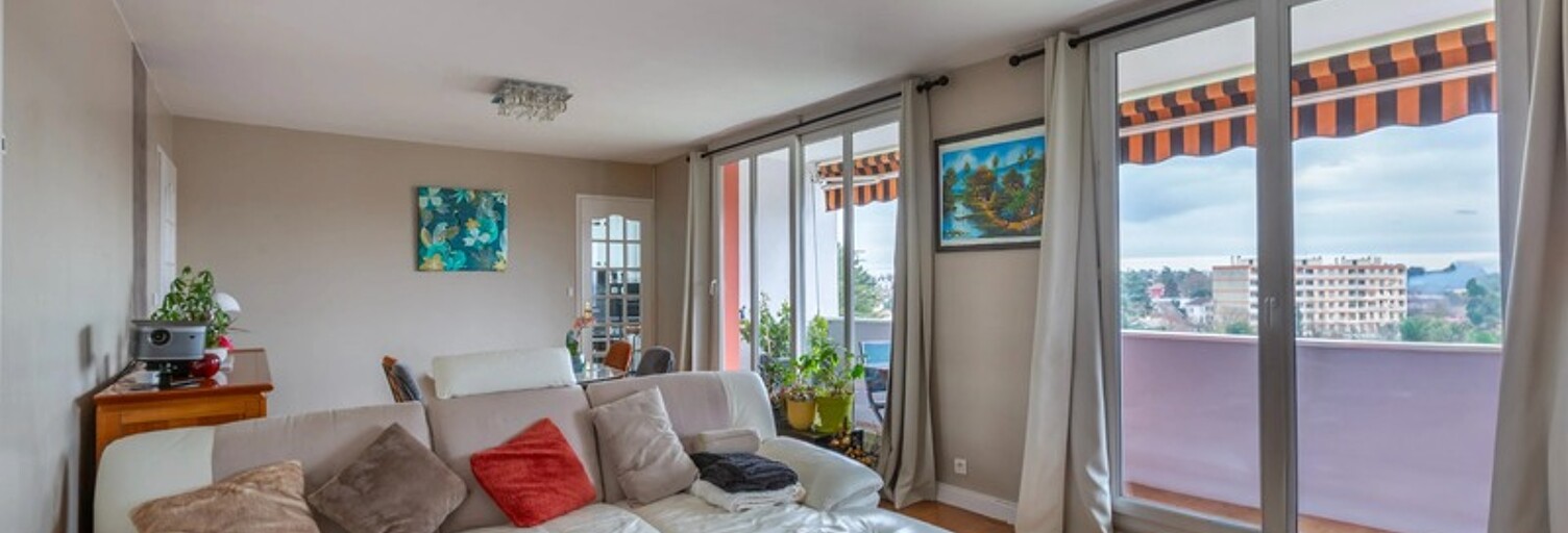 Appartement 5 Pièces 82 m² à vendre à Sainte-Foy-lès-Lyon (69110)