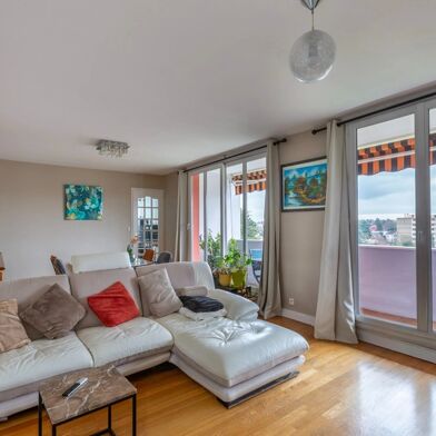 Appartement 5 pièces 265000 €