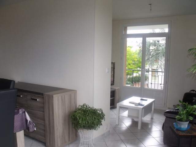 Appartement à vendre 3 pièces OULLINS PIERRE BENITE (69) — photo du bien