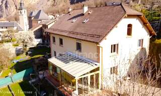 Maison 8 Pièces 368 m² à vendre à Saint-Martin-de-la-Porte (73140)