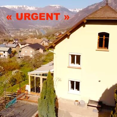 Maison 8 pièces 439000 €