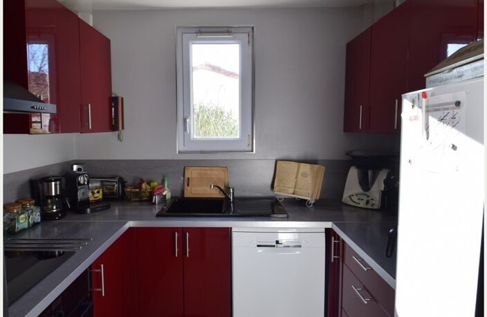 Maison à vendre 5 pièces LE BOIS PLAGE EN RE (17) de plain pied en parfait état à 2' de la plage et du centre ville — photo 4